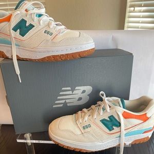 New Balance 550